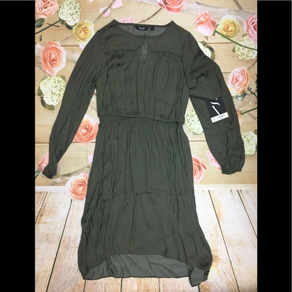 Simply Vera Vera Wang Dresses & Skirts - ⬇️Simply Vera wang Smocked dress sz XS NWT